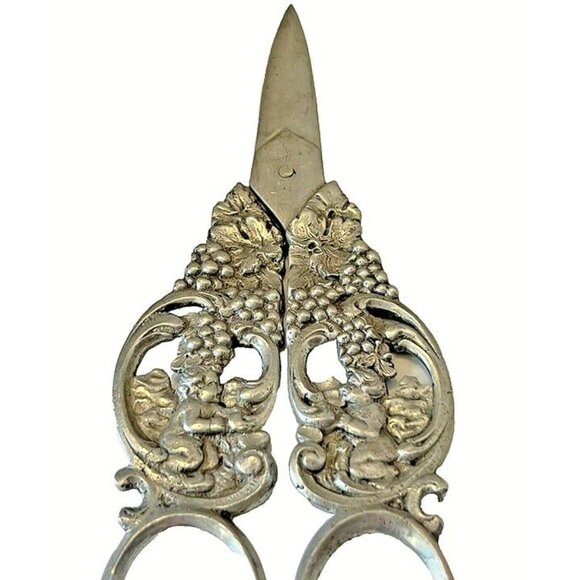 Vintage‎ 800 Silver Italy Fratelli Coppini Pan Grape Cherub Shear Scissors 64 GR - Picture 2 of 5